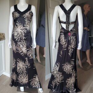 Bebe Size Medium Y2K Silk Blend Floral Print Beaded Sleeveless Maxi Dress